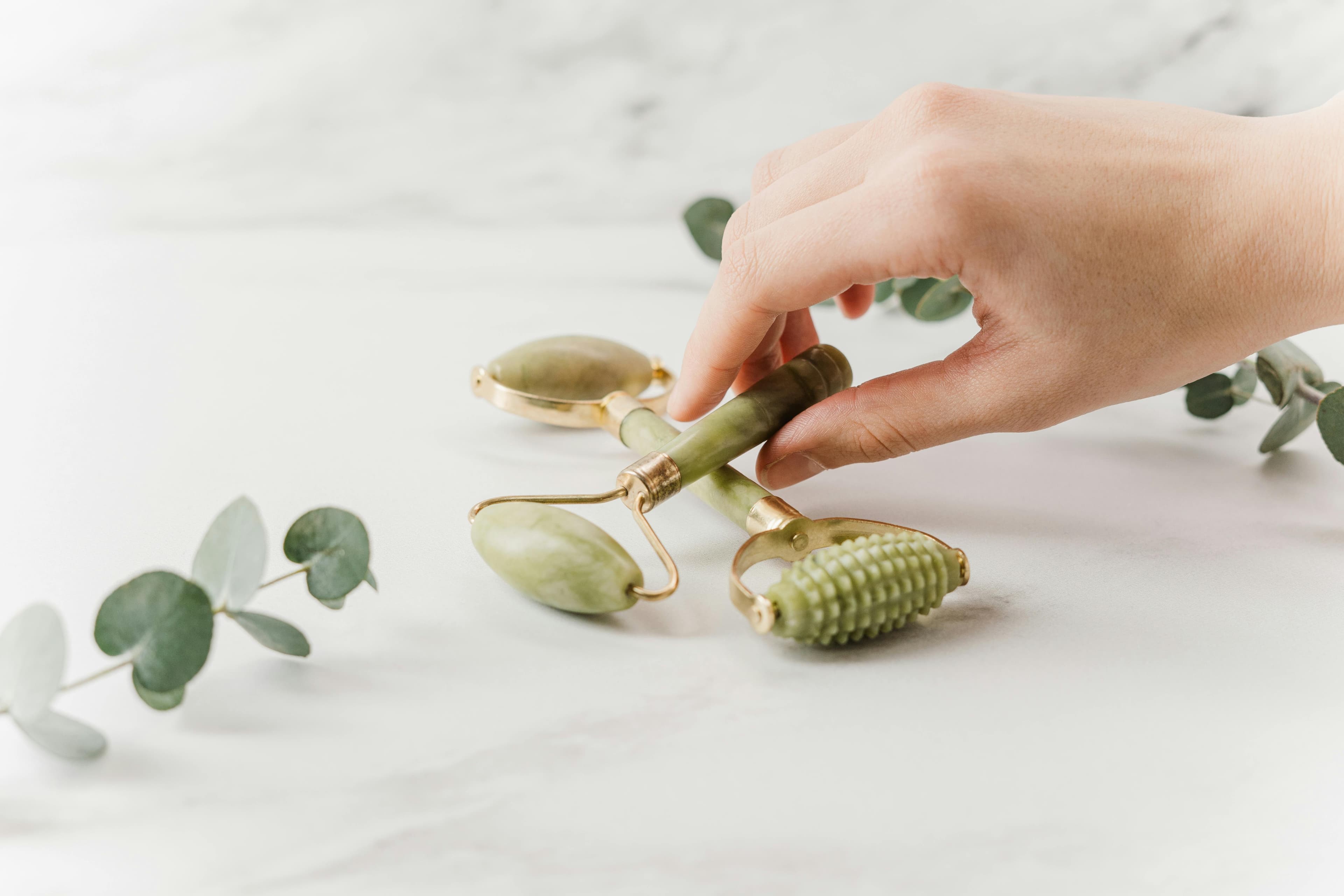 Essential Oil Scalp Massage Guide